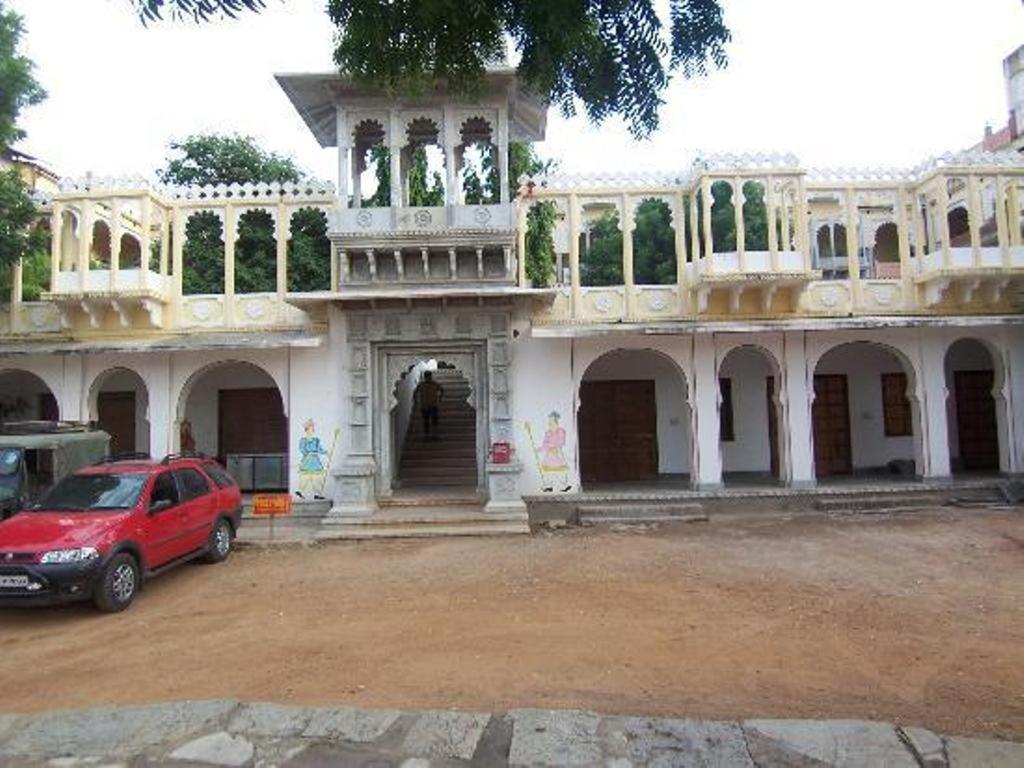 Bassi Fort Palace Chittorgarh מראה חיצוני תמונה